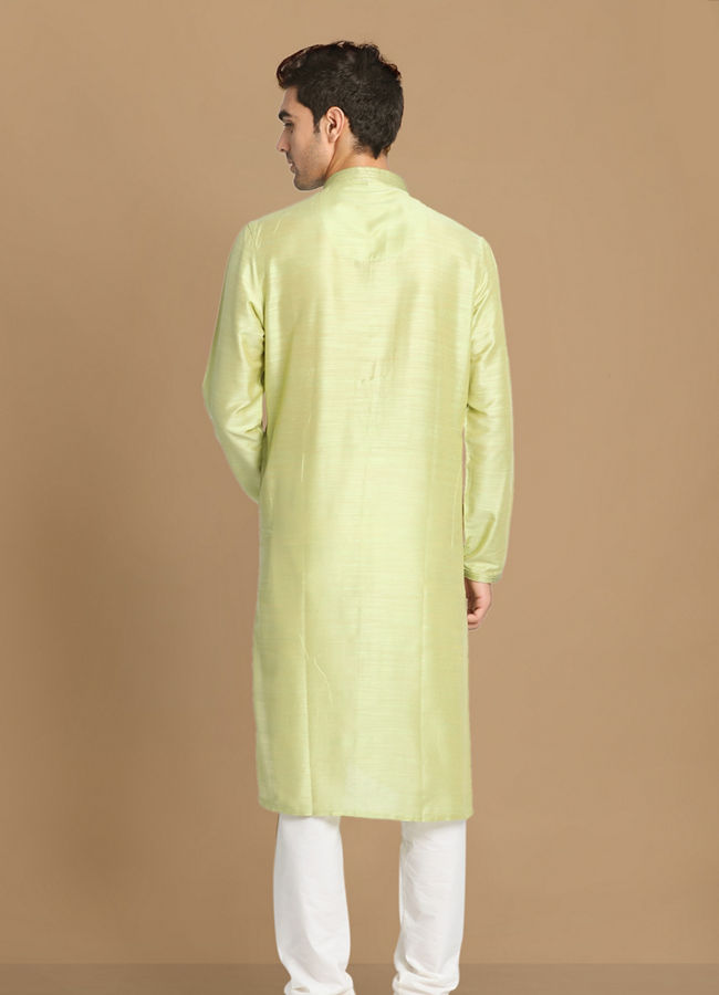 alt message - Manyavar Men Light Green Kurta Pajama With Minimal Work image number 2